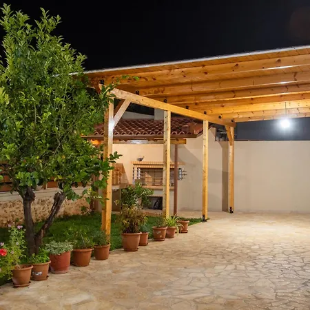 Dionysis Elegant Cozy Lejlighed *