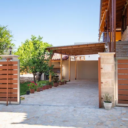 Dionysis Elegant Cozy Lejlighed Filiatrá