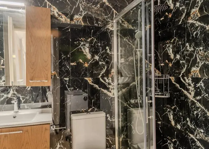 Dionysis Elegant Cozy Appartamento *