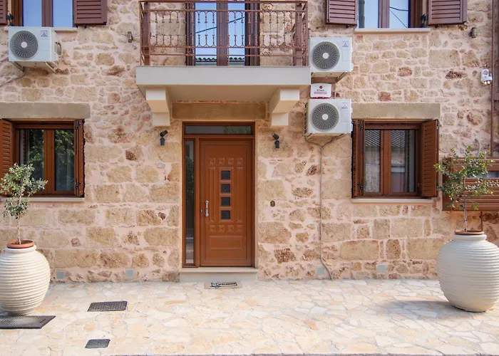 Dionysis Elegant Cozy