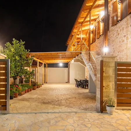 Dionysis Elegant Cozy