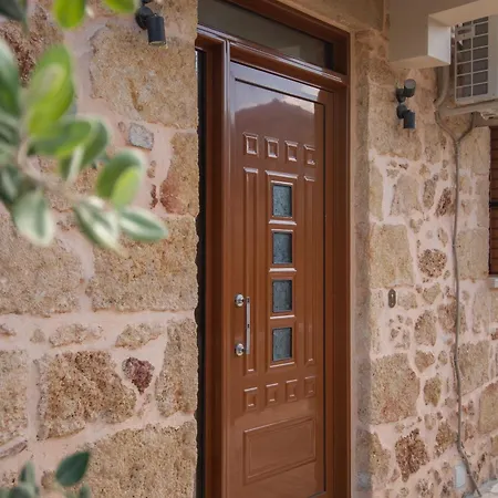 Dionysis Elegant Cozy Apartment Filiatra