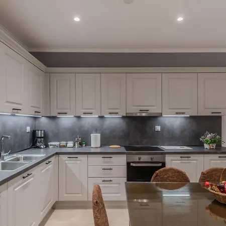 Dionysis Elegant Cozy Appartement Filiatra