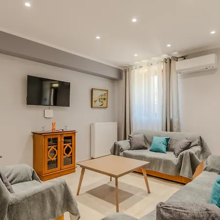 Apartment Dionysis Elegant Cozy Filiatra