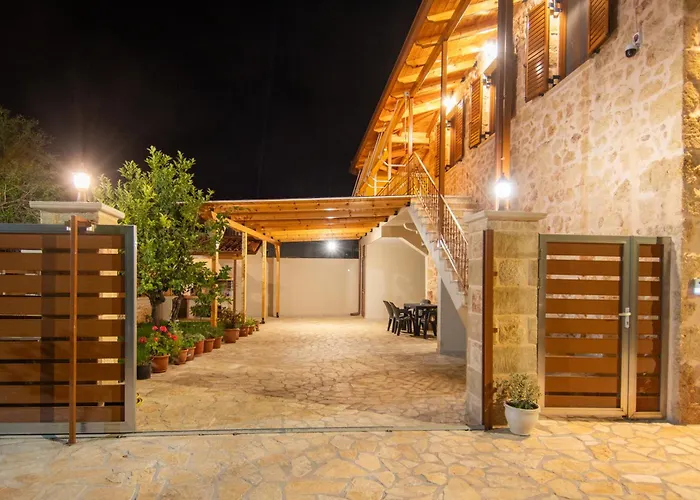 Dionysis Elegant Cozy